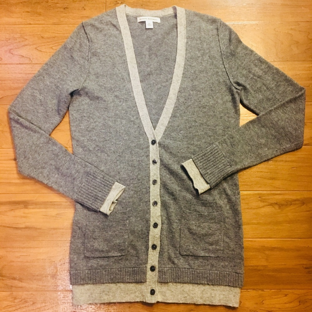 🔐Banana Republic sweater🔐